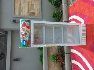 Display Fridge Lita 104