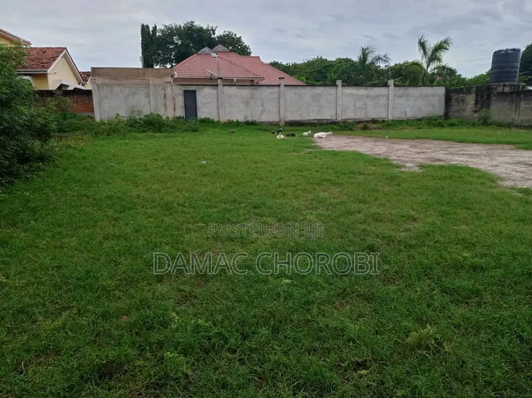 Viwanja QMT 800 Mbezi Beach