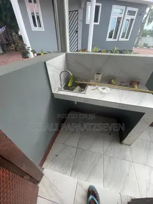 1bdrm Apartment in Dalalipapaatzseven, Kinondoni for rent