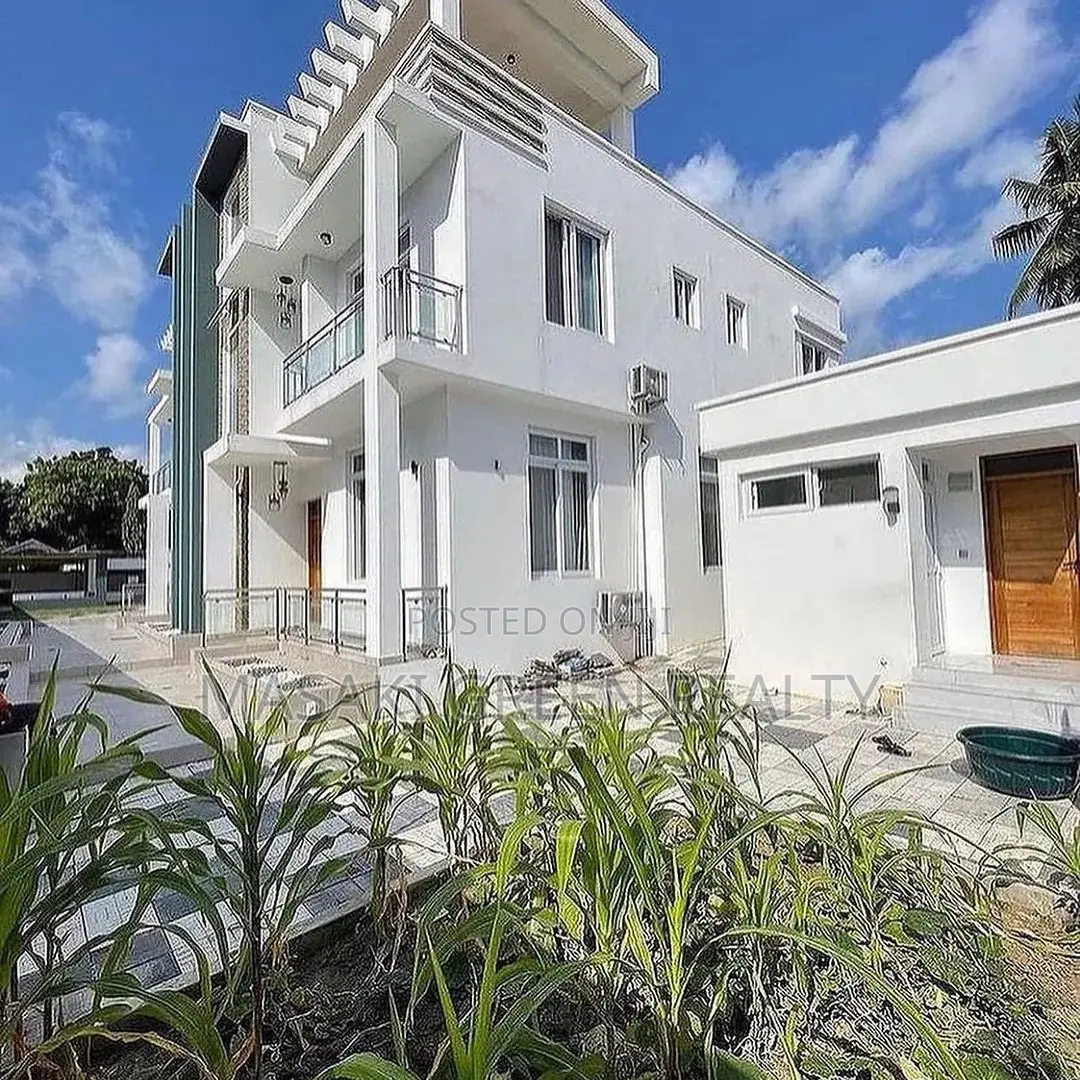 3bdrm Mansion in Mbezi Beach, Kinondoni for sale