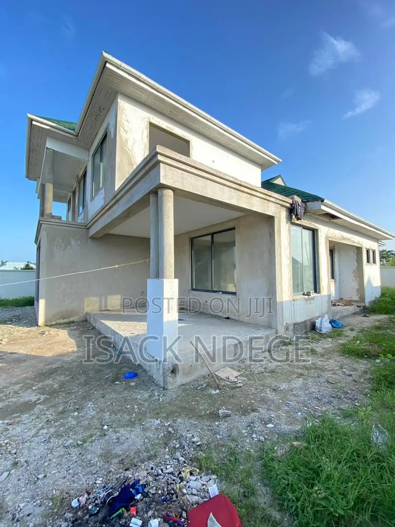 4bdrm House in Mbweni, Kinondoni for sale