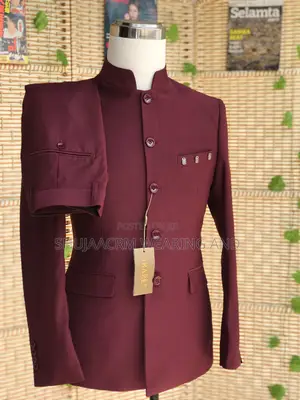 Safari Suti Kaunda| Maroon Colour