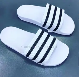 Vaa Nguo Inayoendana Na Wakati