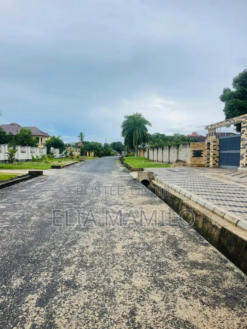 Plot for Sale in Dar ES Salaam, Bunju Beach