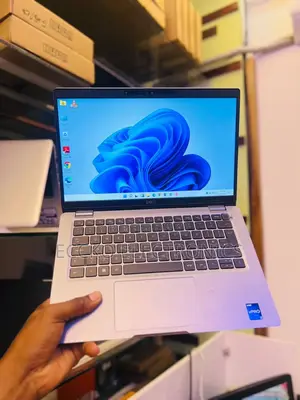 Laptop Dell Latitude 5330 16GB Intel Core I5 SSD 512GB