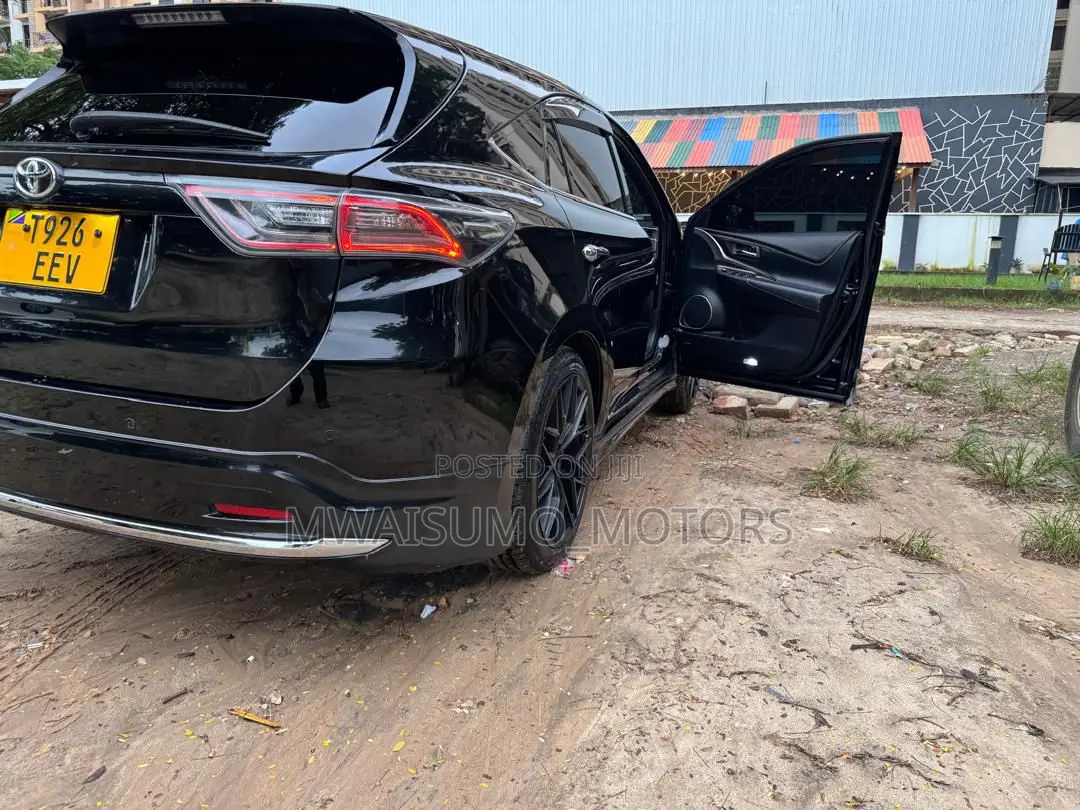 Toyota Harrier 2014 Black
