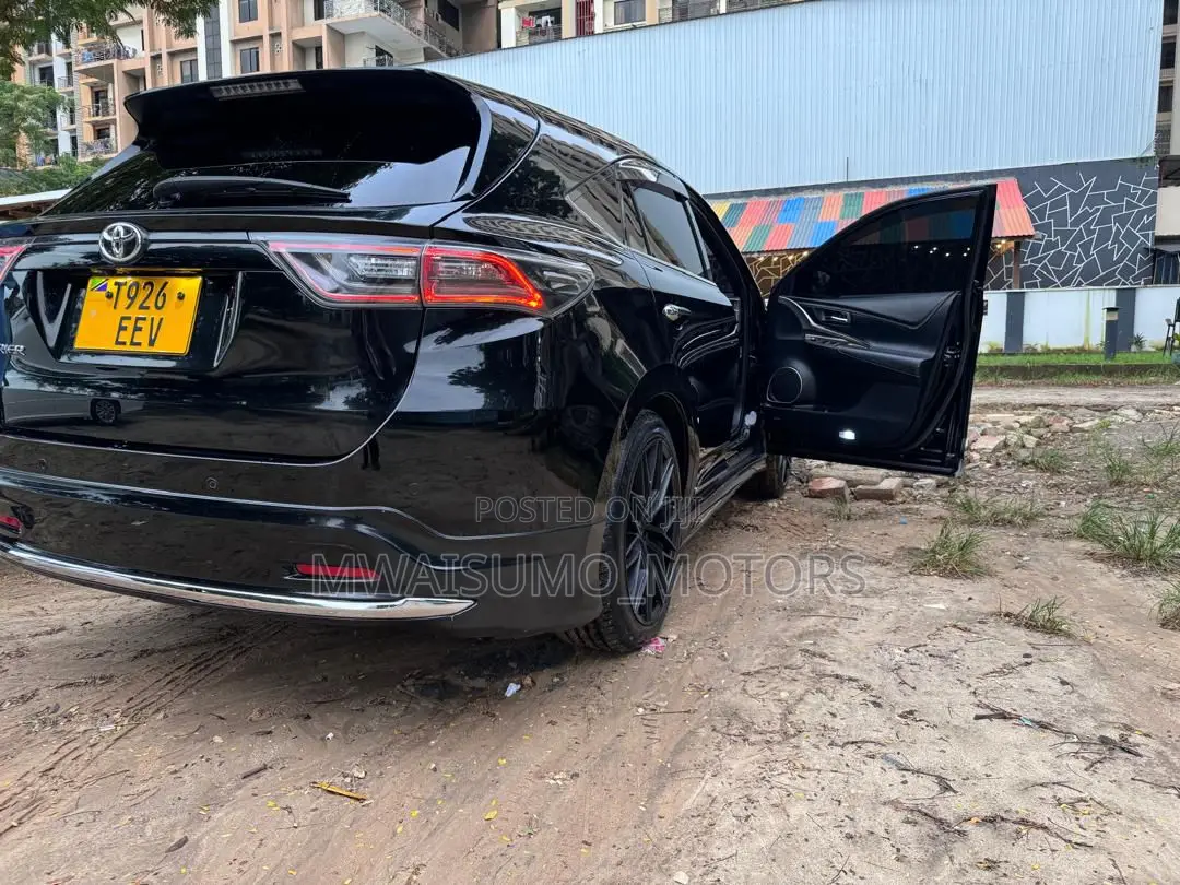 Toyota Harrier 2014 Black