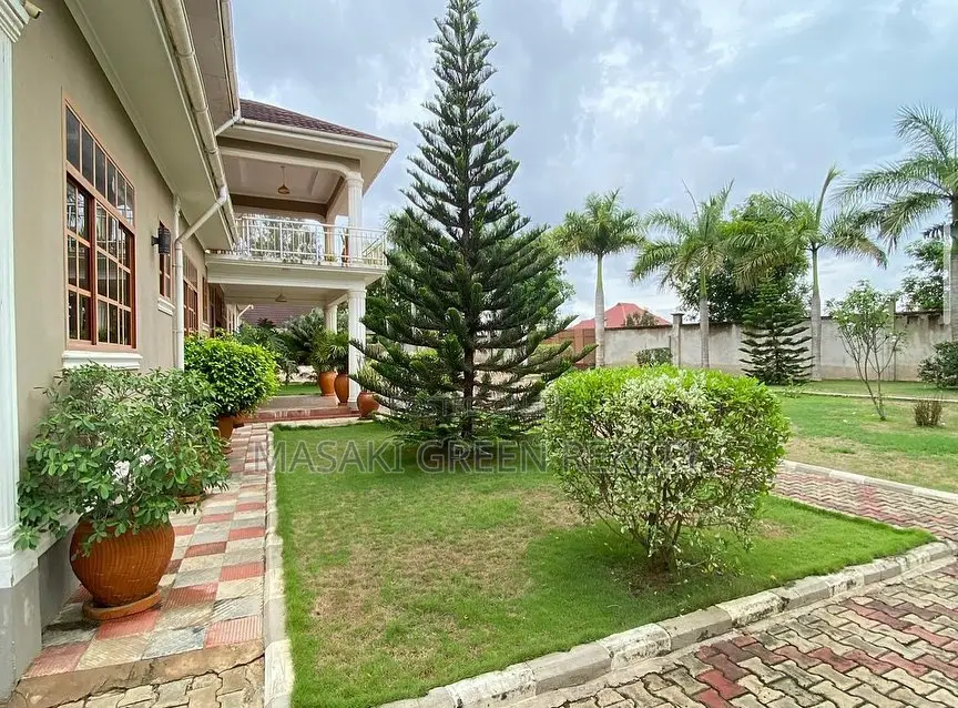 4bdrm House in Bunju B, Kinondoni for sale