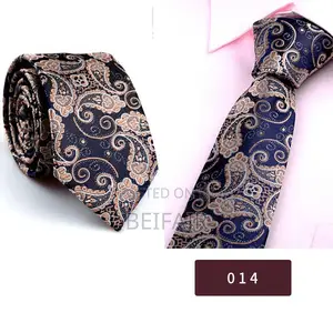 Tie and Pocket Square | Tai Na Kitambaa Cha Mfukoni