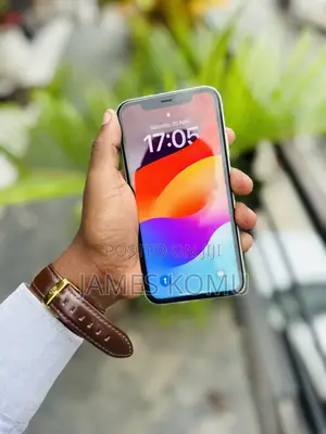 Apple iPhone 11 64 GB White