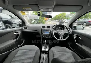 Volkswagen Polo 2014 Black