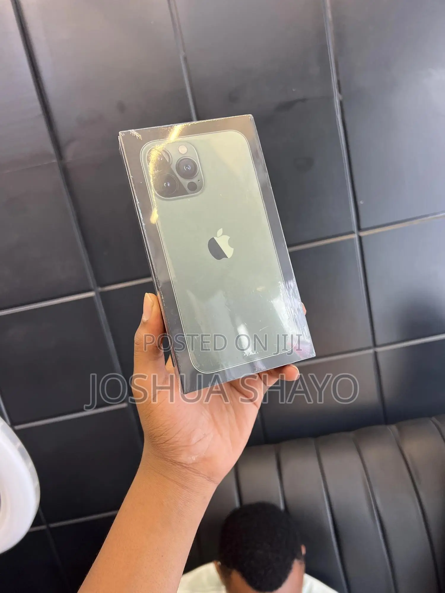New Apple iPhone 13 Pro Max 128 GB Green