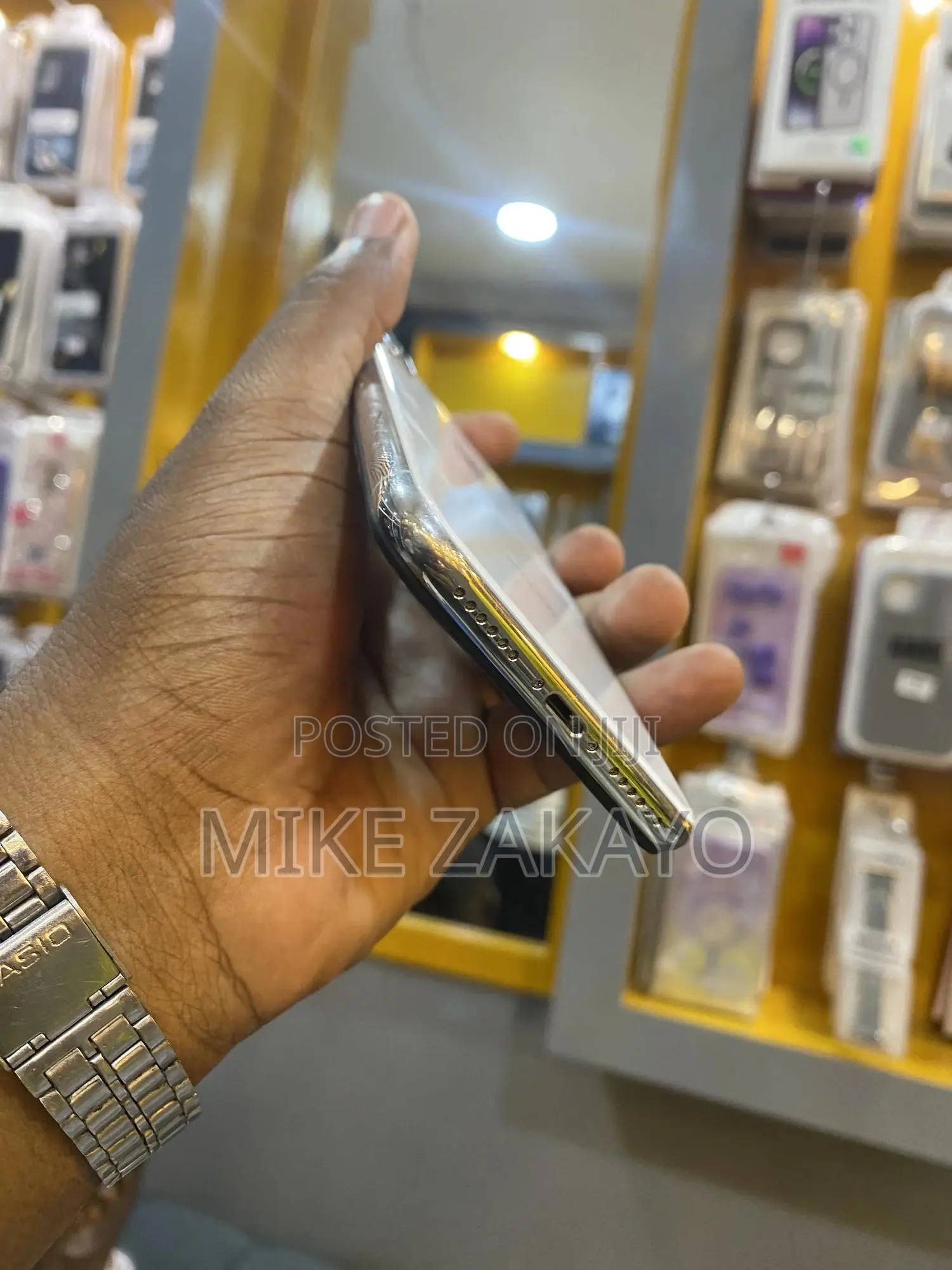 Apple iPhone X 64 GB White