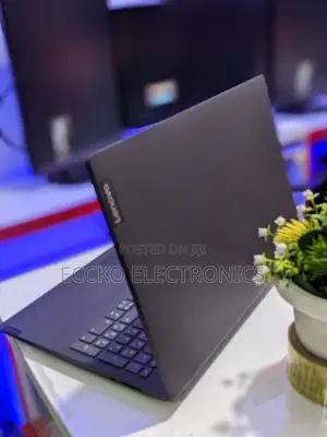 Laptop Lenovo IdeaPad 1 4GB Intel Core 2 Duo HDD+SSD 256GB