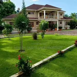 5bdrm House in Bunju for sale