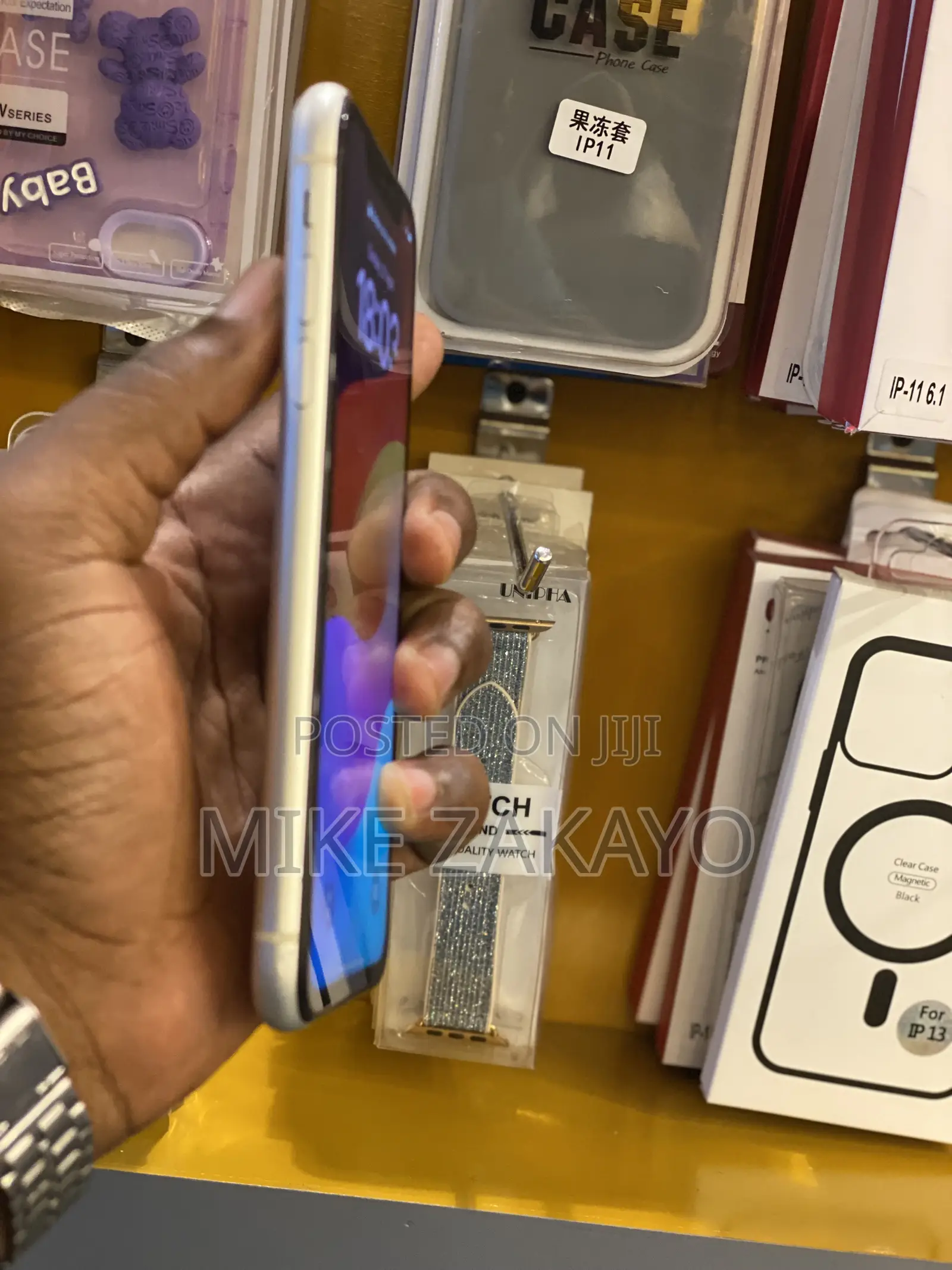 Apple iPhone 11 64 GB White