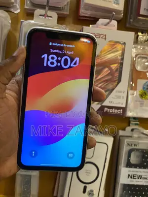 Apple iPhone 11 64 GB White