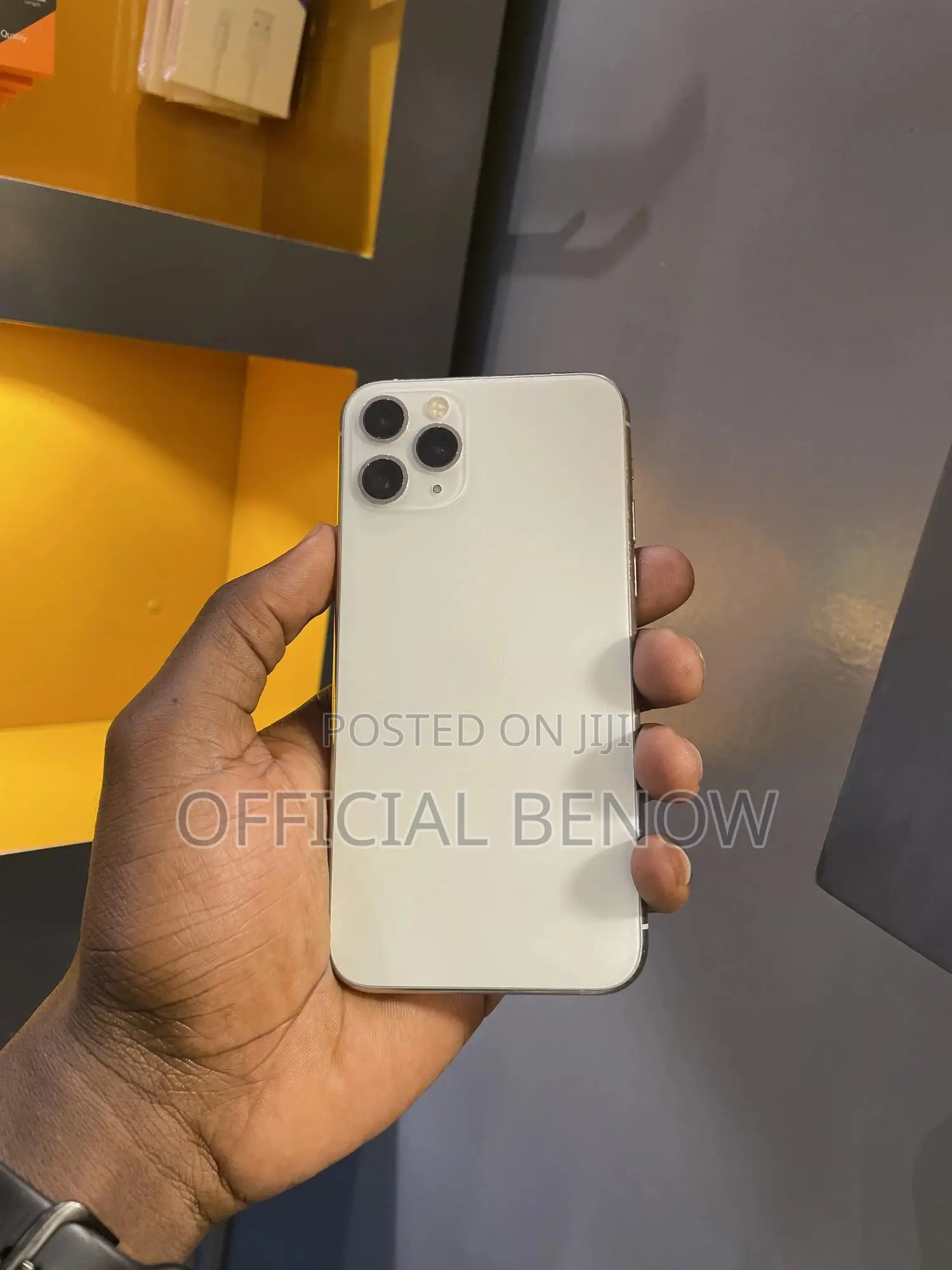 Apple iPhone 11 Pro 64 GB Gold