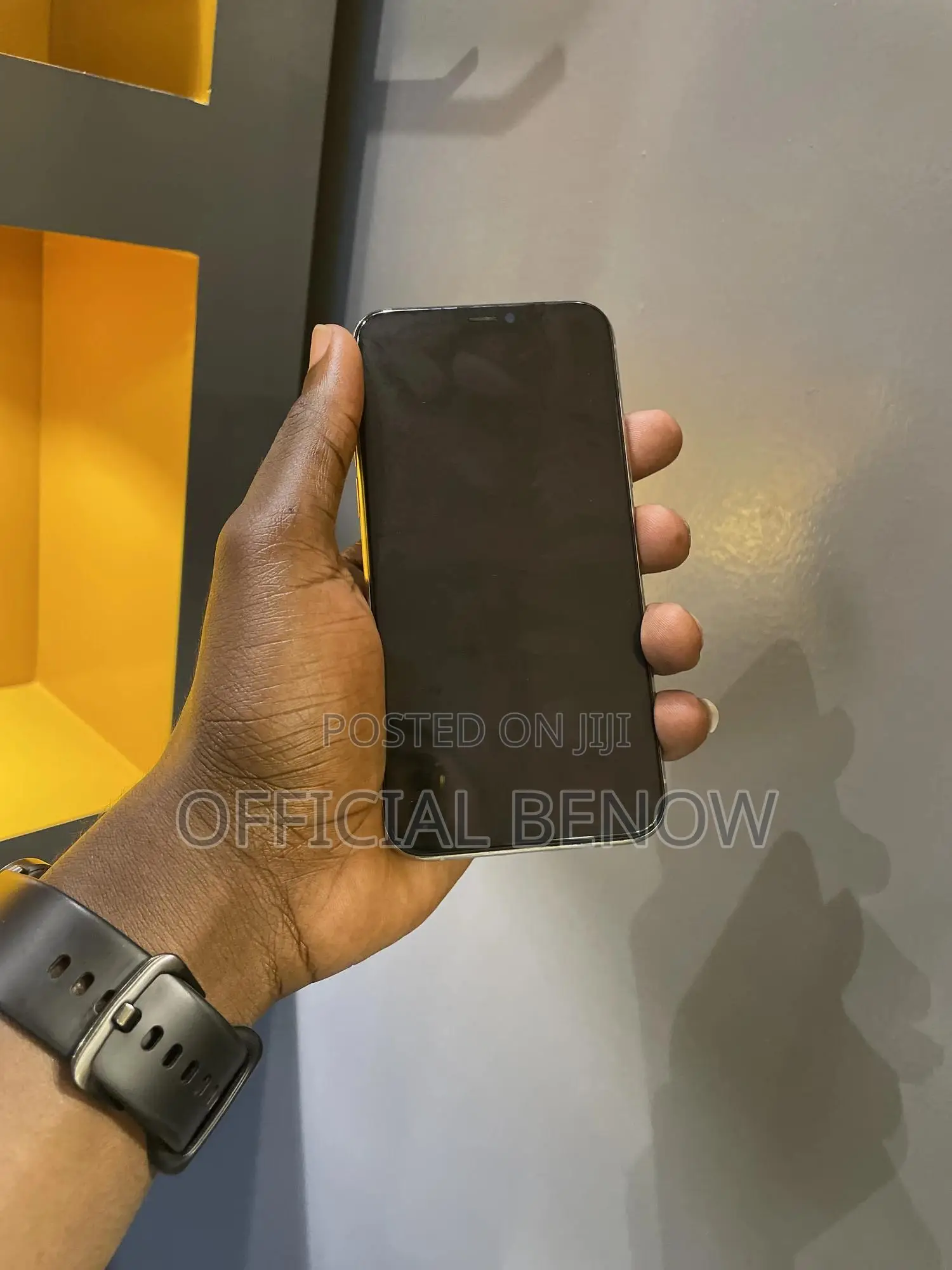 Apple iPhone 11 Pro 64 GB Gold