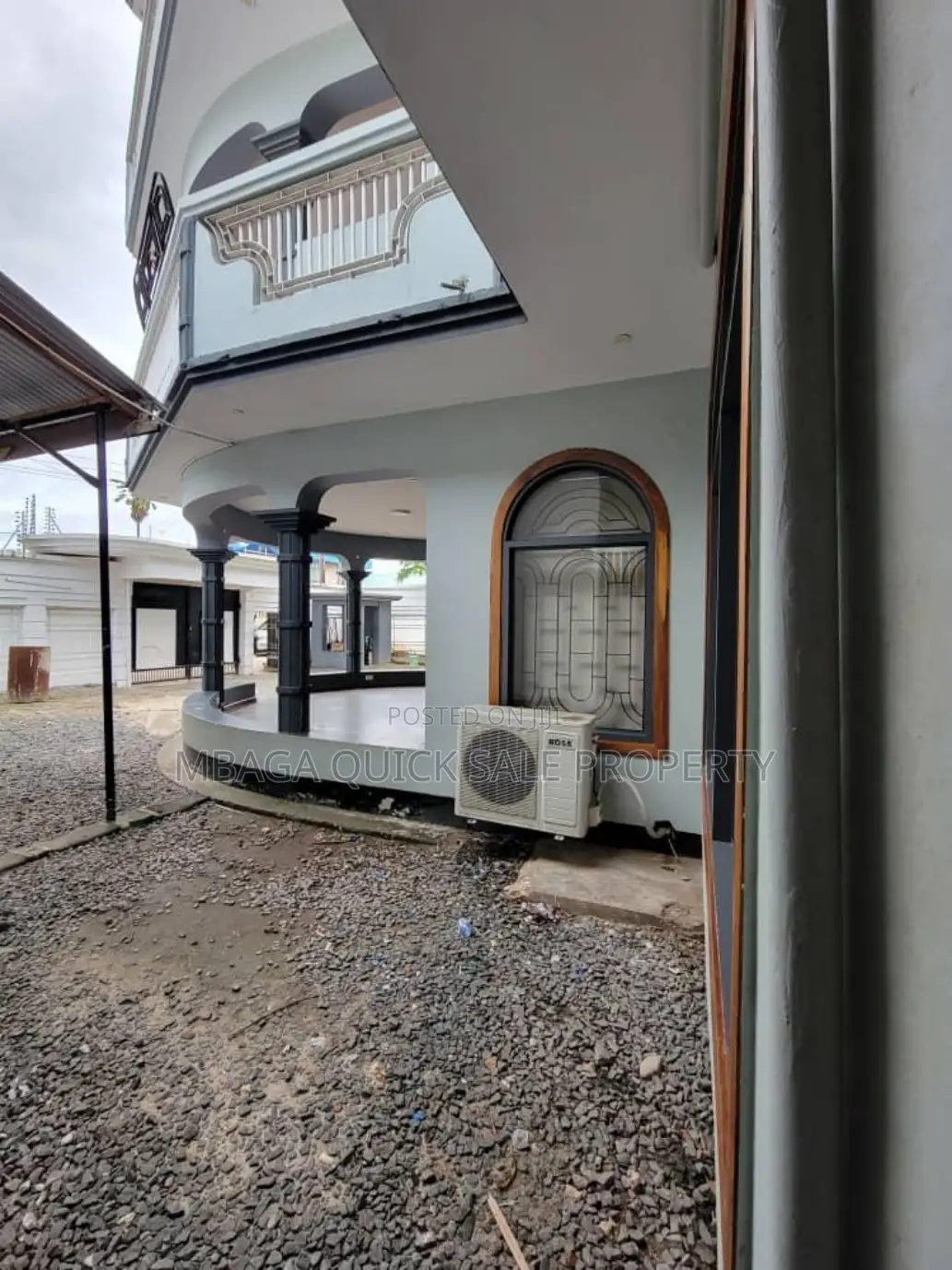 5bdrm Condo in Mikocheni B for sale