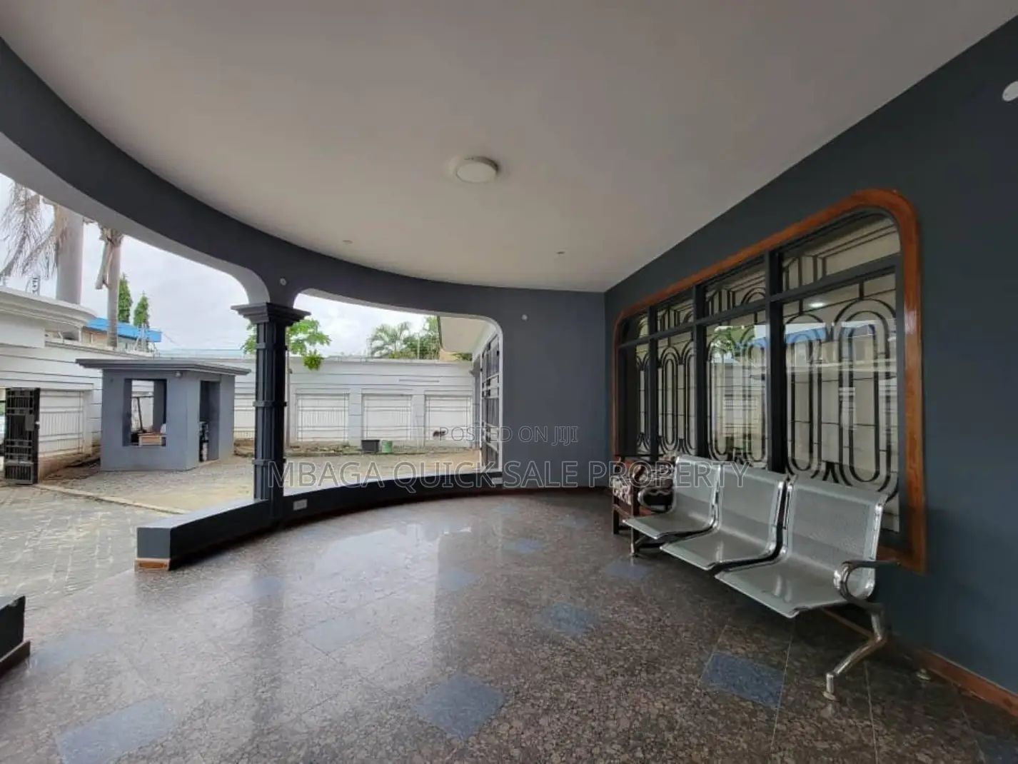 5bdrm Condo in Mikocheni B for sale