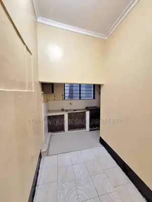 1bdrm Apartment in Oyster Bay for rent