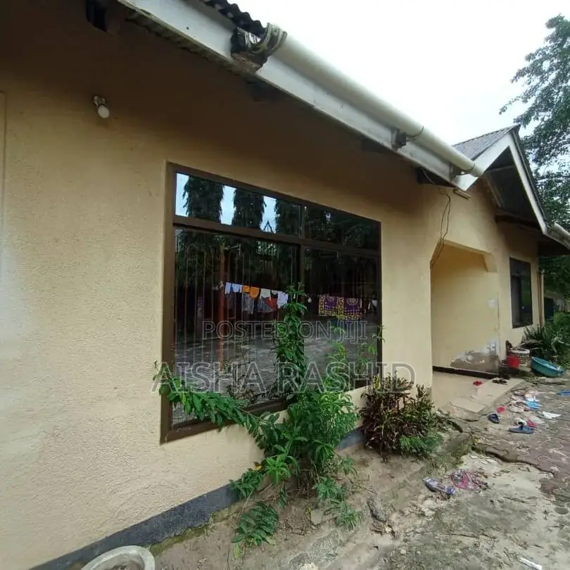 2bdrm Apartment in Kimara for rent