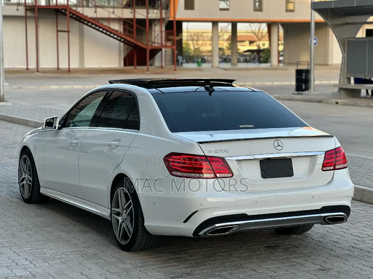 Mercedes-Benz E250 2015 White