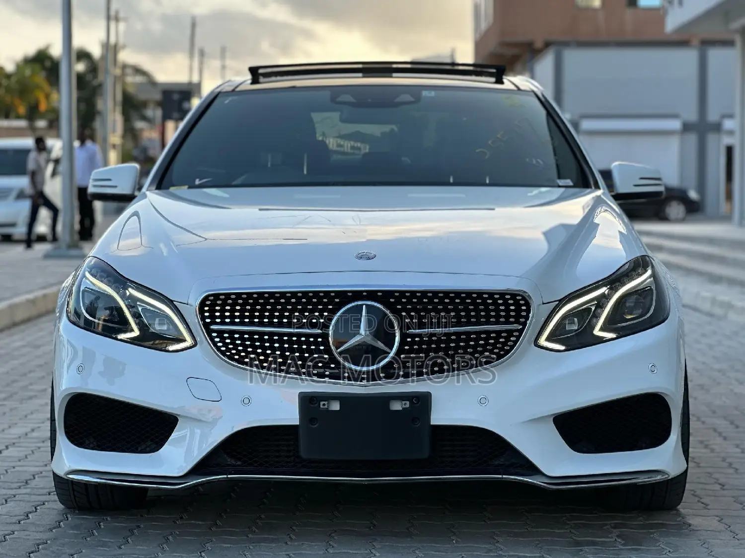 Mercedes-Benz E250 2015 White