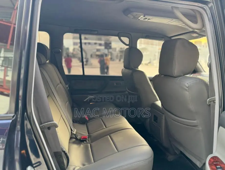 Toyota Land Cruiser 2000 Blue