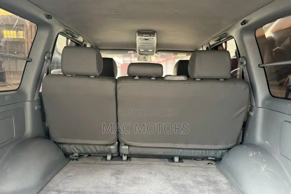Toyota Land Cruiser 2000 Blue