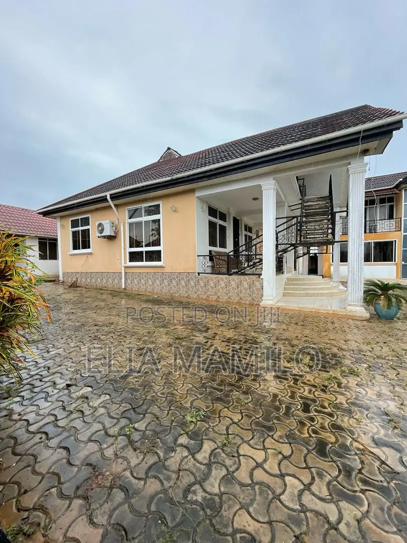 Furnished 6bdrm House in Tegeta Wazo, Kinondoni for sale