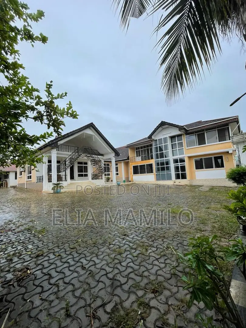Furnished 6bdrm House in Tegeta Wazo, Kinondoni for sale