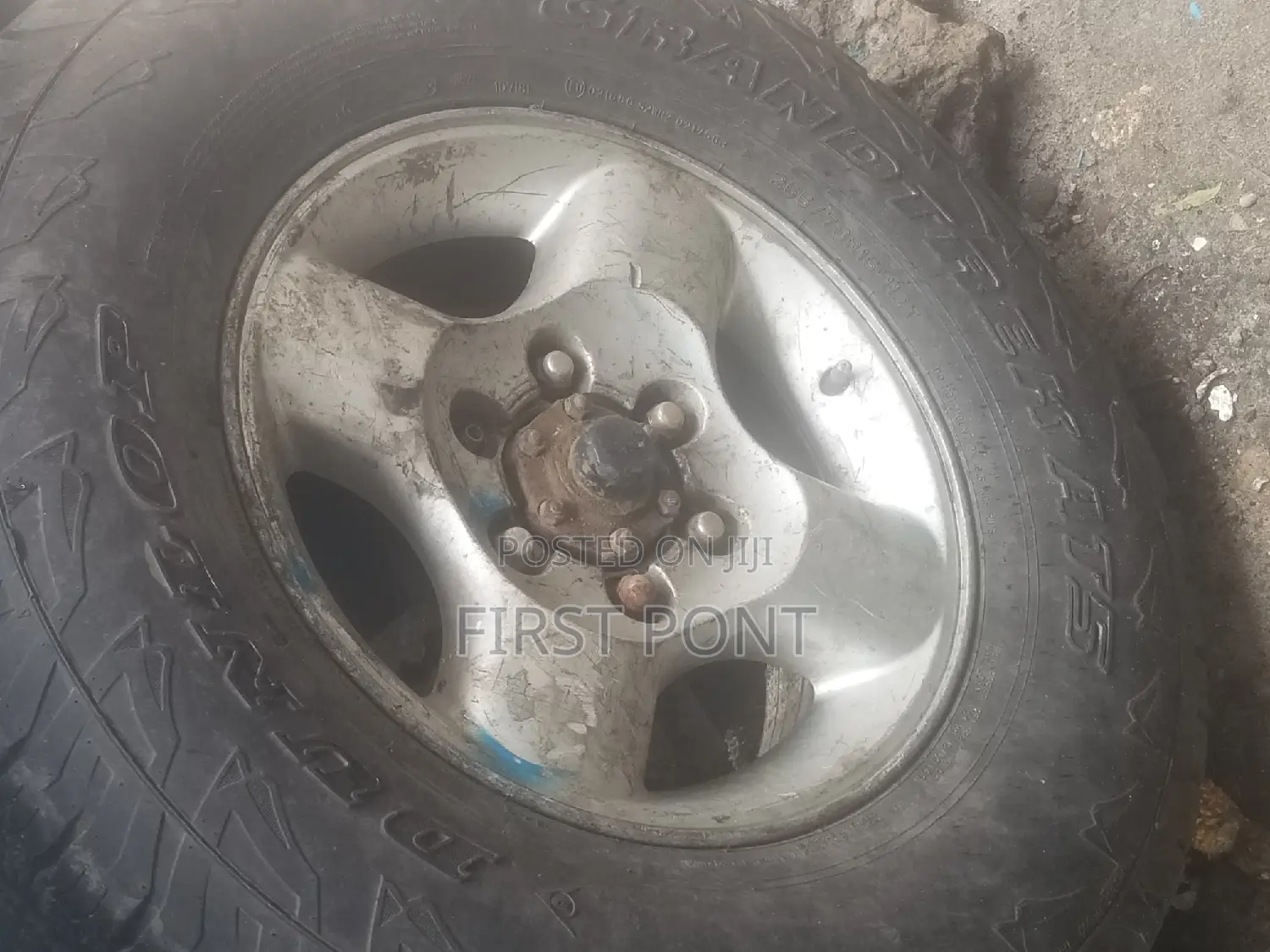 Nissan Used Tyres and Rims