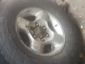 Nissan Used Tyres and Rims