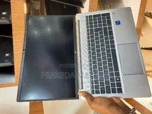New Laptop HP ProBook 450 G8 16GB Intel Core I7 SSD 512GB