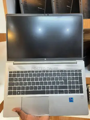 New Laptop HP ProBook 450 G8 16GB Intel Core I7 SSD 512GB