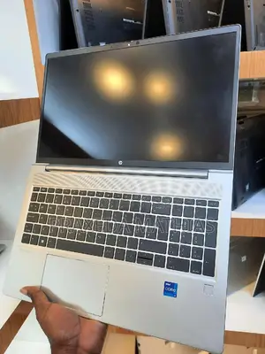 New Laptop HP ProBook 450 G8 16GB Intel Core I7 SSD 512GB