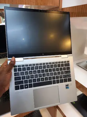 New Laptop HP EliteBook X360 1040 G9 16GB Intel Core I7 SSD 512GB
