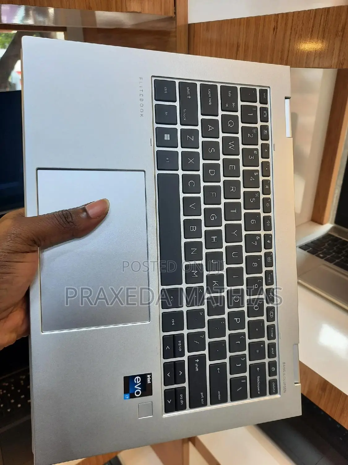 New Laptop HP EliteBook X360 1040 G9 16GB Intel Core I7 SSD 512GB