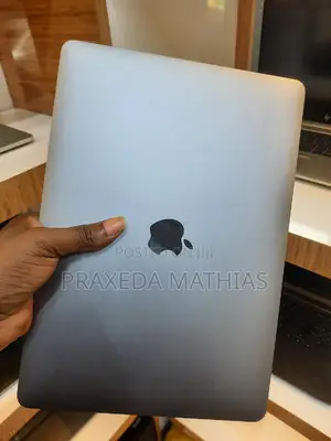 Laptop Apple MacBook 2020 16GB Apple M1 SSD 256GB