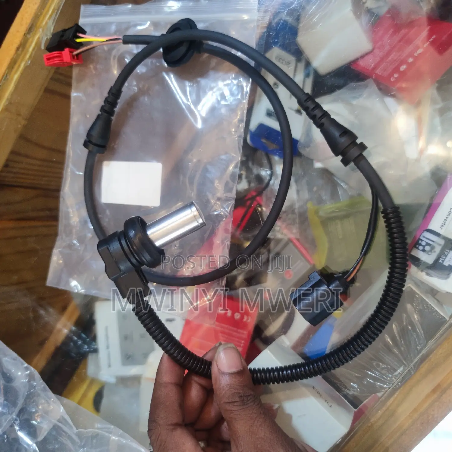 Car Auto ABS Wheel Speed Sensor Front Left or Right for VW
