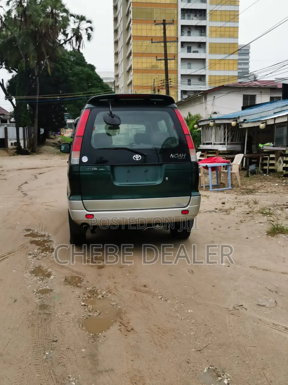Toyota Noah 2002 Green