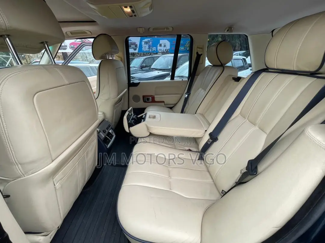 Land Rover Range Rover Vogue 2004 Gray