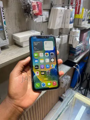 Apple iPhone 11 64 GB Black