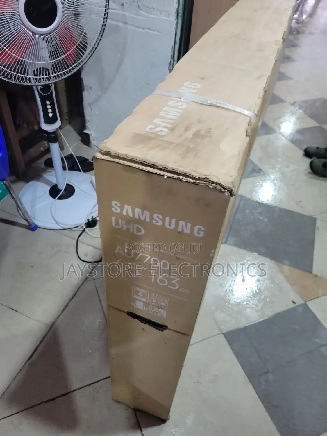 Samsung 65AU7700 TSHS 2,200,000/-