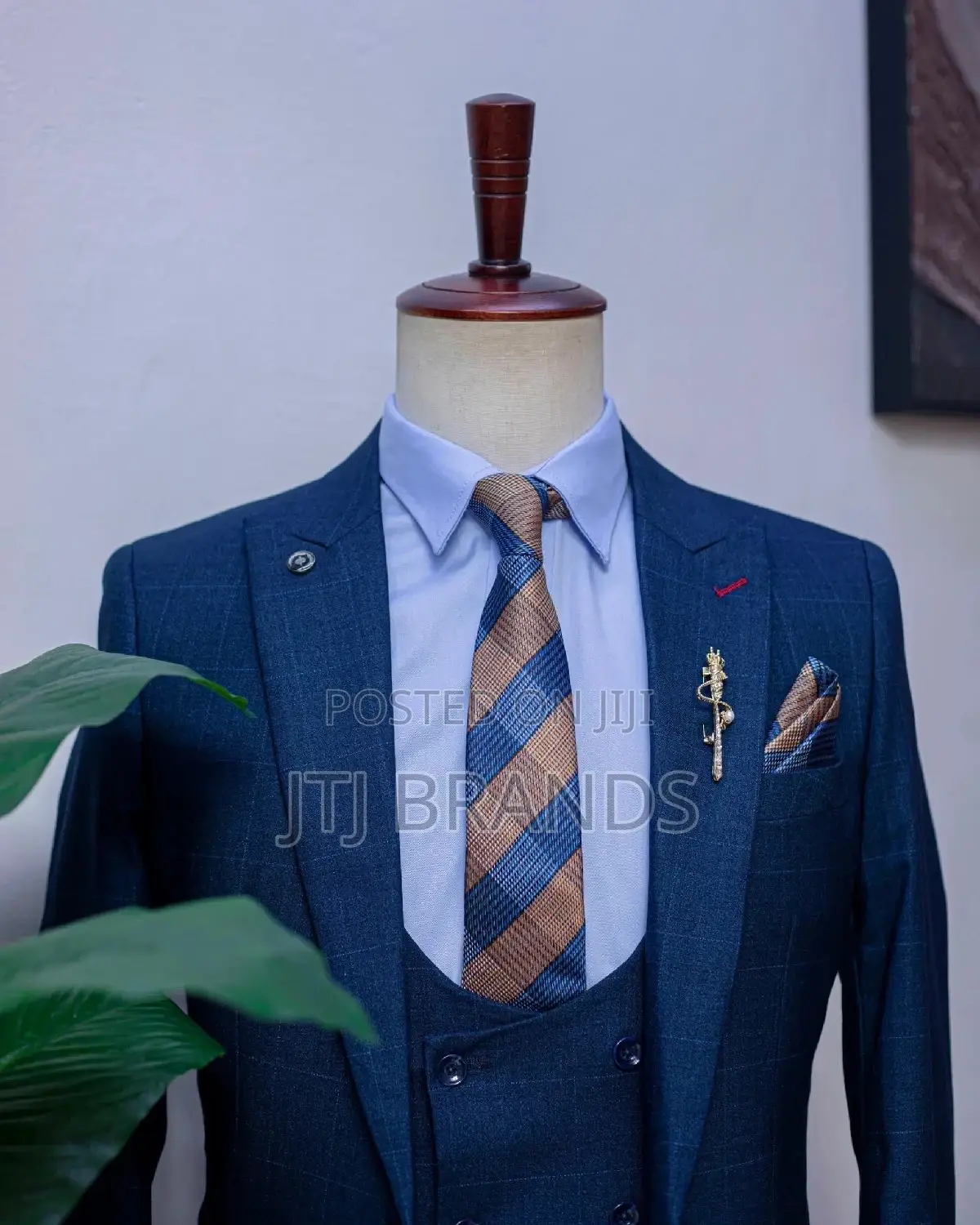 New Men's Suits