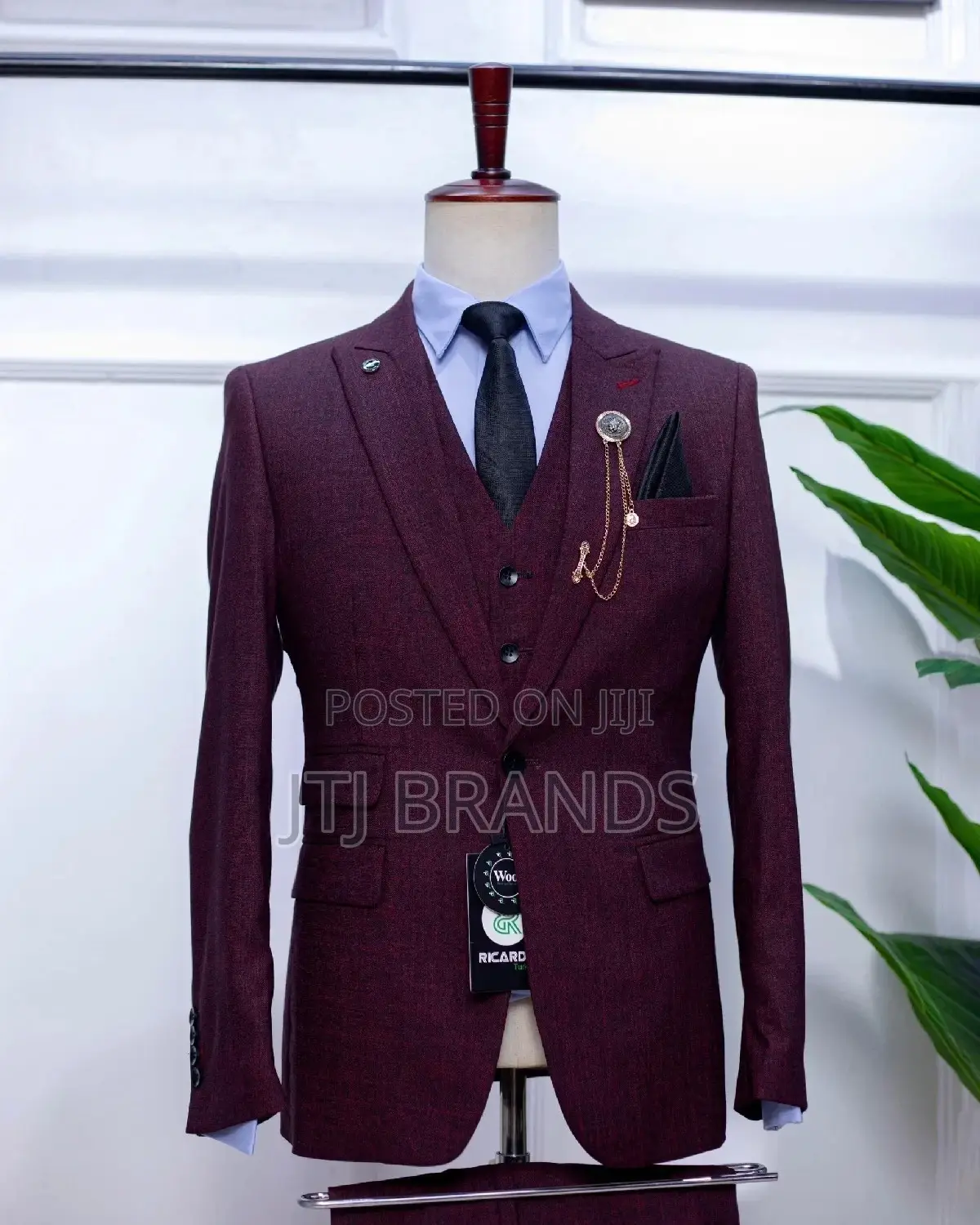 New Men's Suits