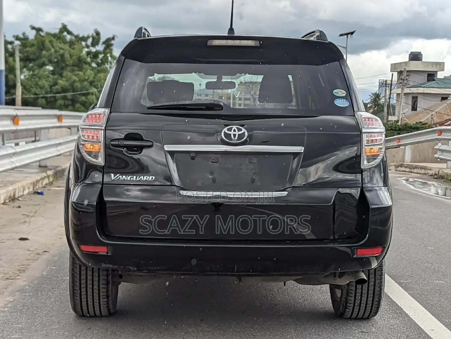 Toyota Vanguard 2010 Black