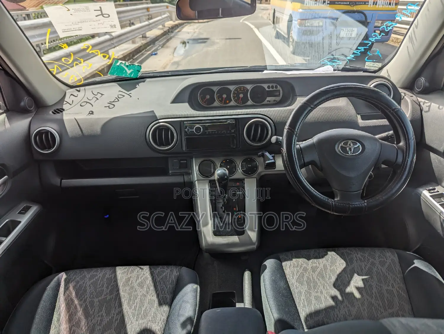 Toyota Corolla Rumion 2011 Black